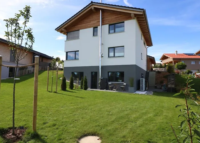 Ferienwohnung Mit Eigenem Garten Und Bergblick
