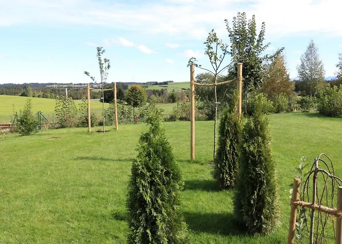 Ferienwohnung Mit Eigenem Garten Und Bergblick
