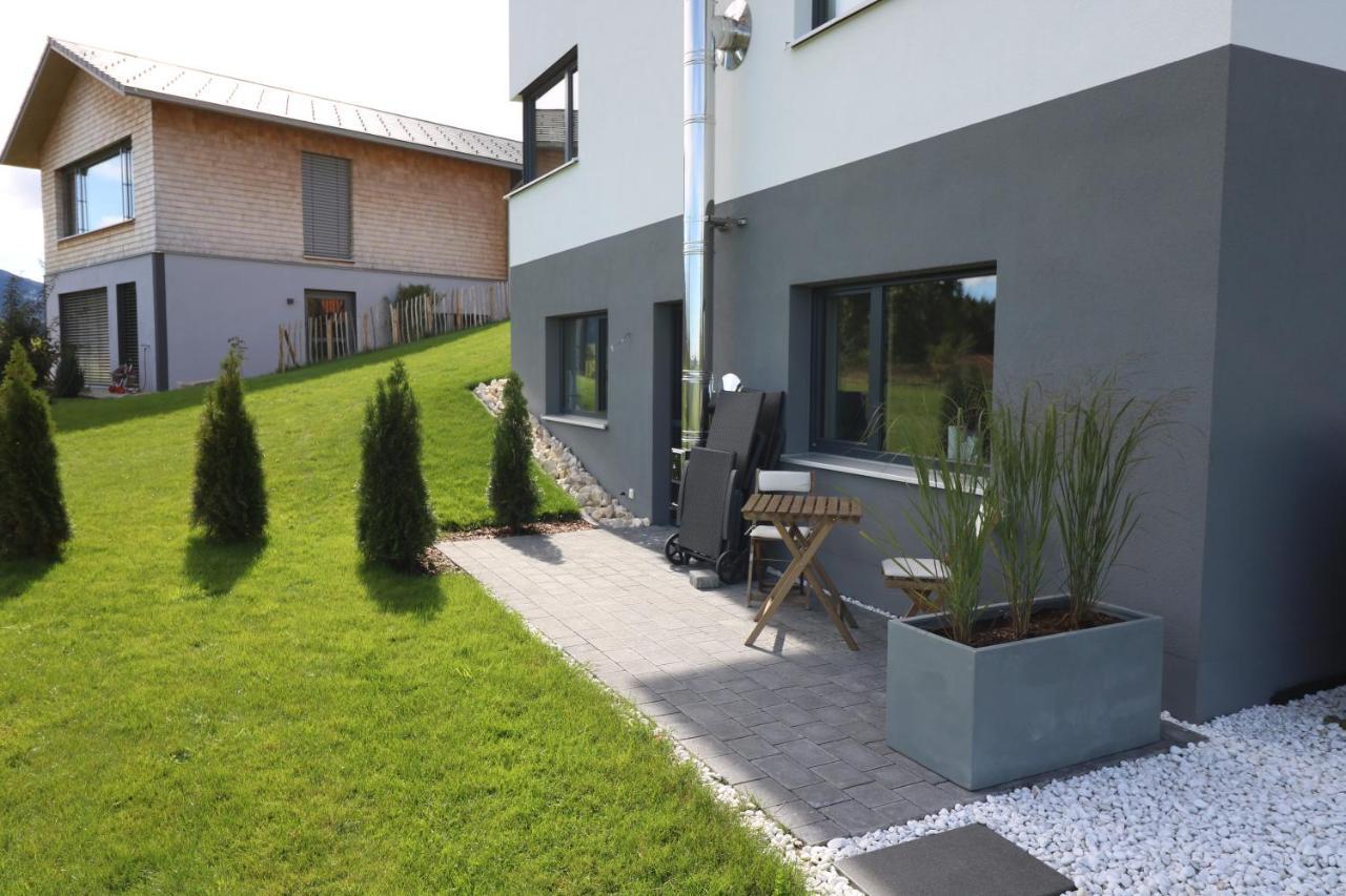 Apartment Mit Eigenem Garten Und Bergblick Oy-Mittelberg