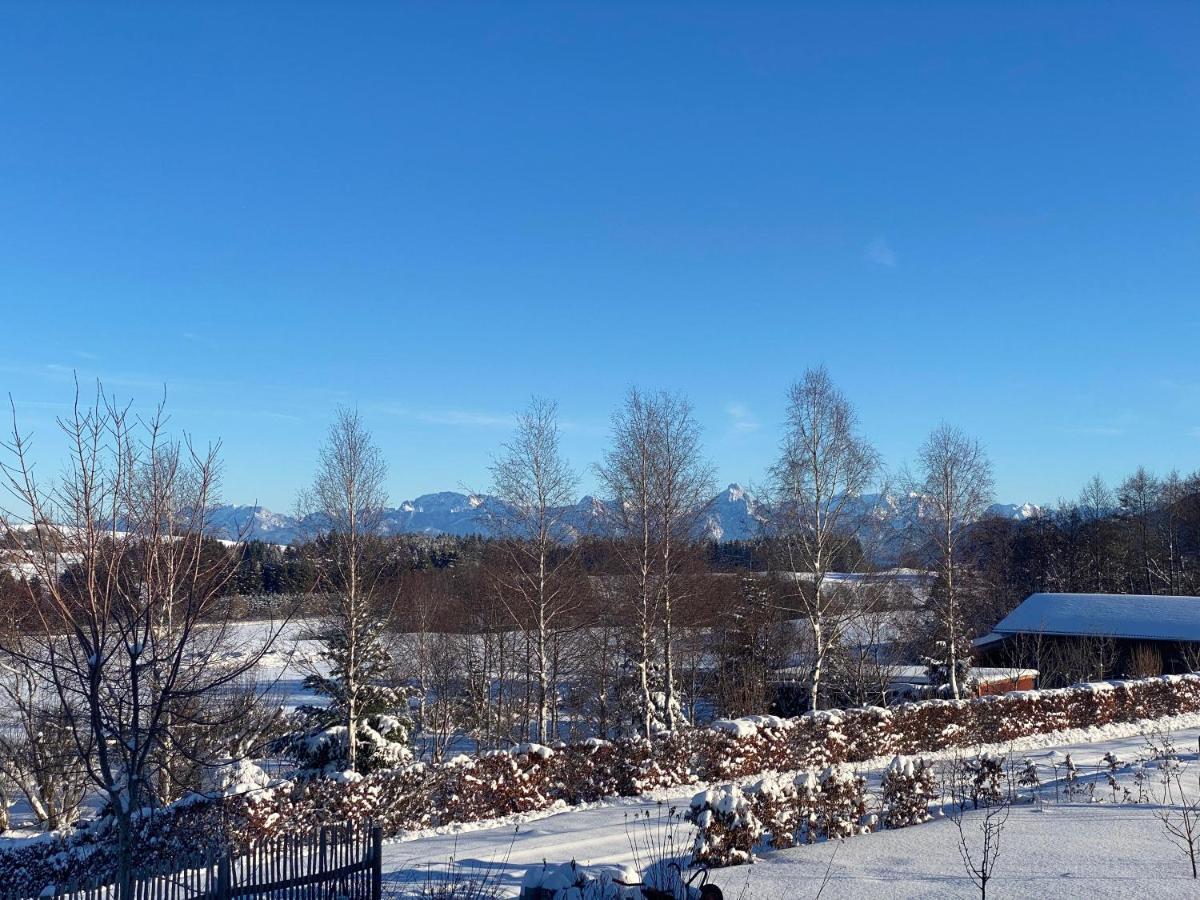 Mit Eigenem Garten Und Bergblick Oy-Mittelberg